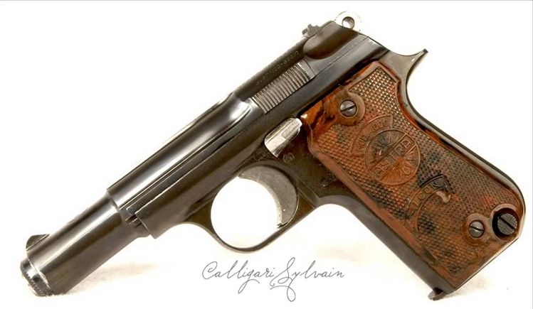 Pistolet-Astra-4000-4 Photo Pistolet