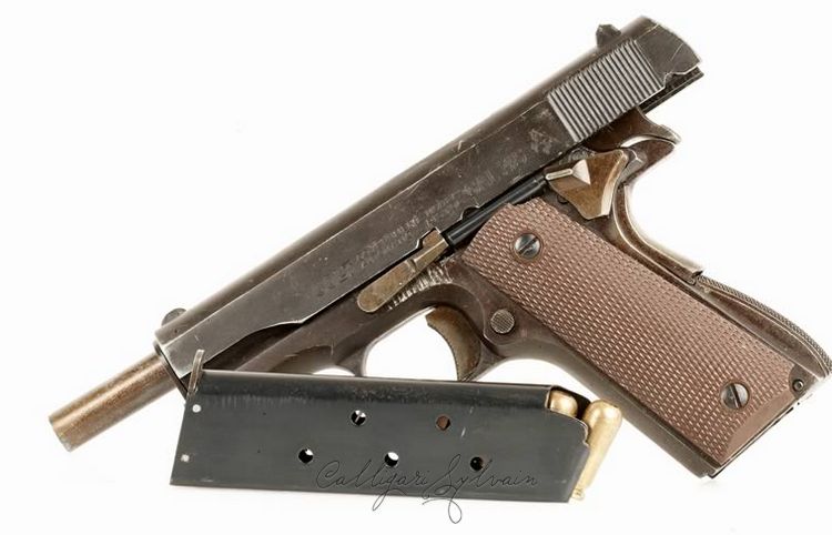 Pistolet-Colt-1911-repro-4 Photo Pistolet