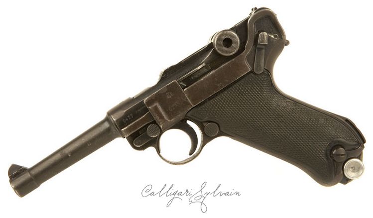 Pistolet-Luger-1940-2 Photo Pistolet