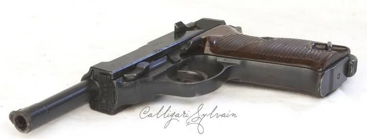 Pistolet-Walther-P38-8 Photo Pistolet
