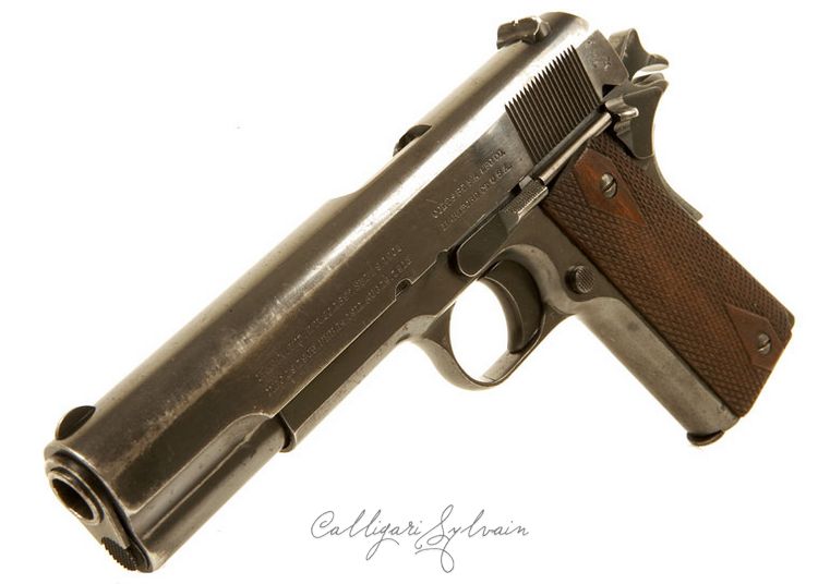 Pistolet-colt-Colt-1911-10 Photo Pistolet