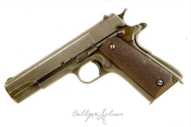 Pistolet-colt-Colt-1911-11 Photo Pistolet
