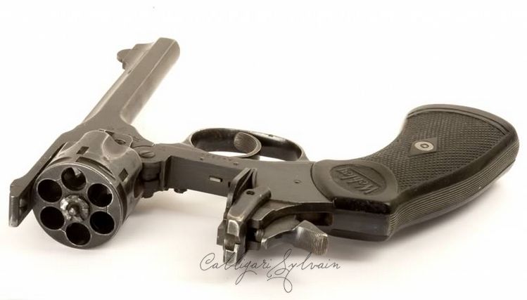 Revolver-38-Webley-3 Photo Revolver