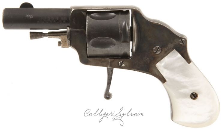 Revolver-Belgium-Revolver Photo Revolver